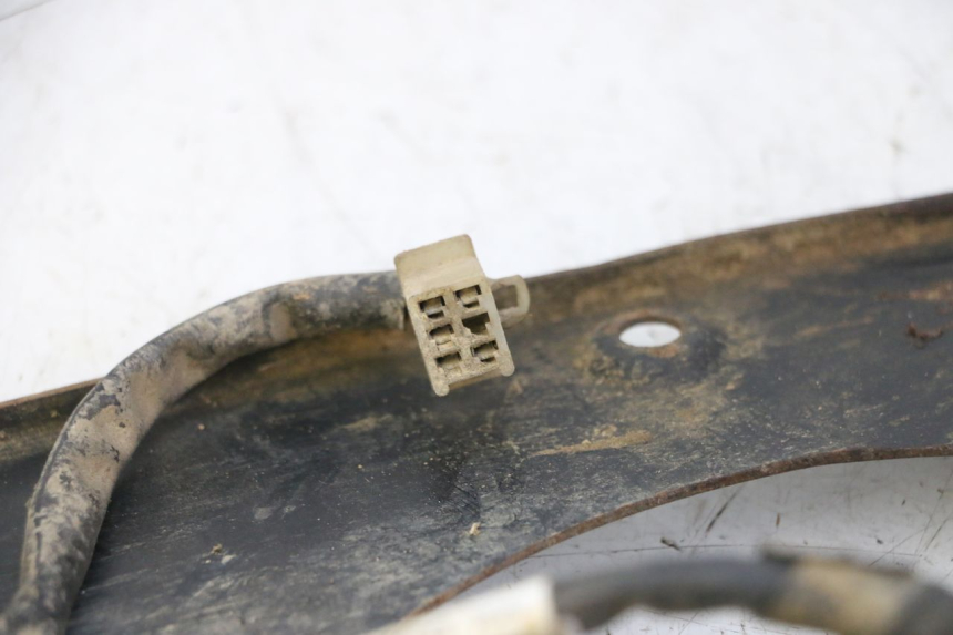 photo de FEU ARRIERE YAMAHA YFM GRIZZLY 550 (2008 - 2015) - Autre angle de vue