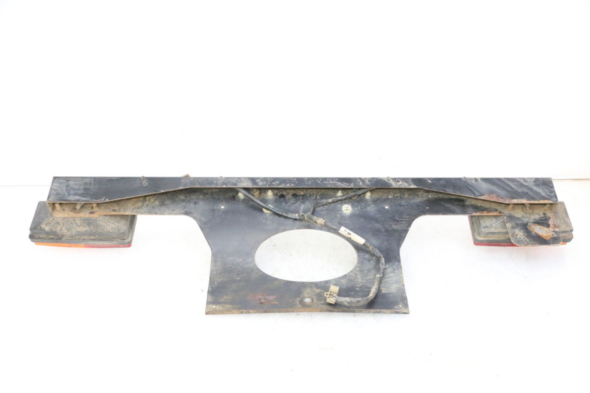 photo de FEU ARRIERE YAMAHA YFM GRIZZLY 550 (2008 - 2015) - État de surface