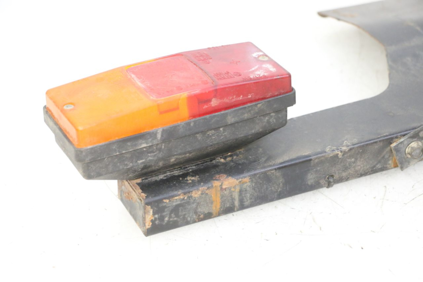 photo de FEU ARRIERE YAMAHA YFM GRIZZLY 550 (2008 - 2015) - Marquages et références