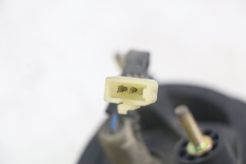 photo de FEU ARRIERE YAMAHA YZF R THUNDERCAT 600 (1996 - 2003) - Détail de la pièce