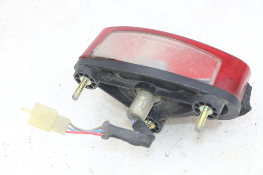 photo de FEU ARRIERE YAMAHA YZF R THUNDERCAT 600 (1996 - 2003) - Vue d’ensemble