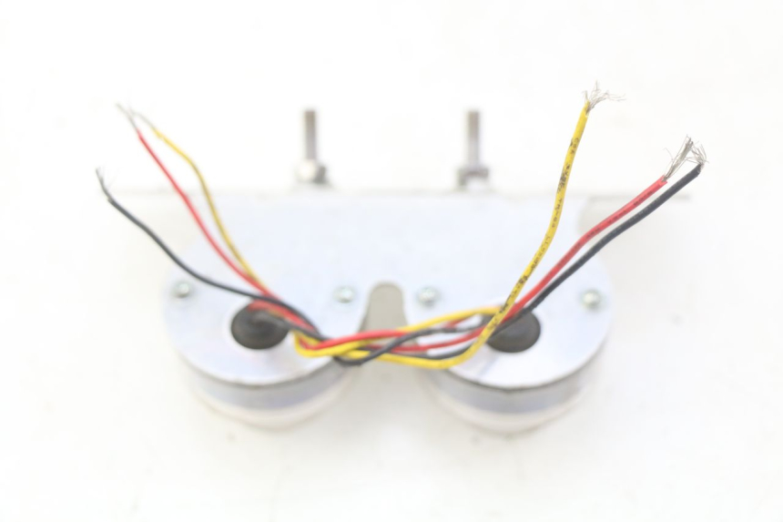 photo de FEU ARRIERE KAWASAKI ZEPHYR 1100 ( - 1995) - Zoom état d’usage