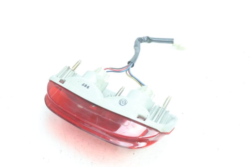 photo de FEU ARRIERE KAWASAKI ZZR 600 (1995 - 2004) - Vue d’ensemble