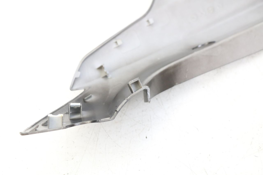 photo de FLANC ARRIERE DROIT KYMCO AGILITY 16+ 4T 50 (2018 - 2023) - Vue produit