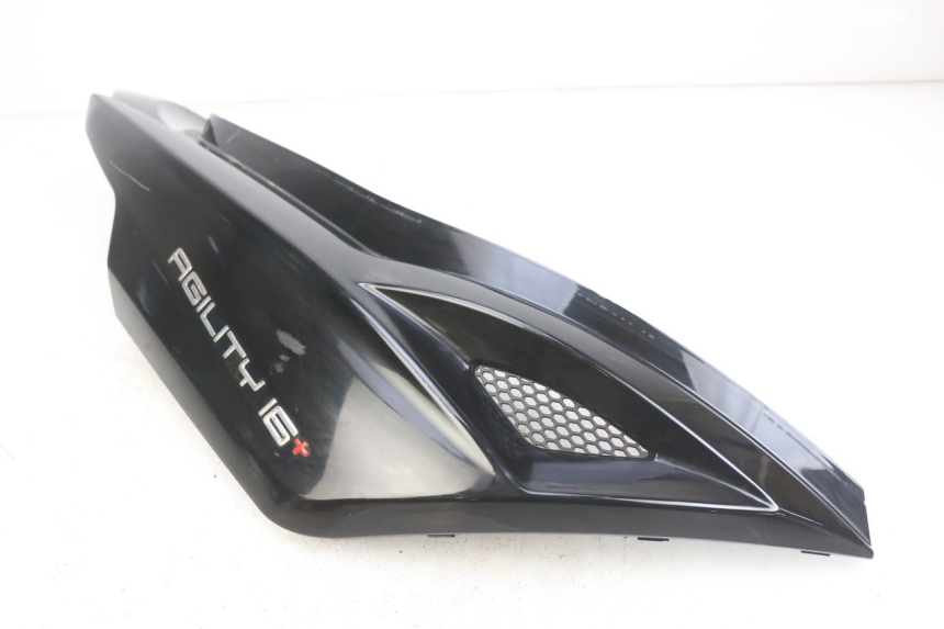 photo de FLANC ARRIERE DROIT KYMCO AGILITY 16+ 4T 50 (2018 - 2023) - Vue d’ensemble