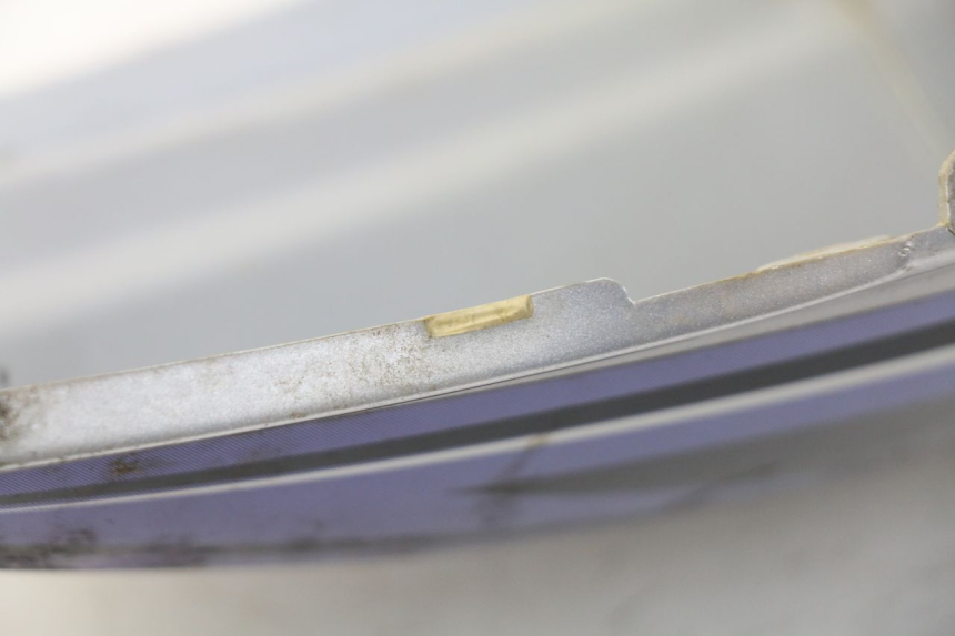 photo de FLANC ARRIERE DROIT KYMCO AGILITY 4T 50 (2005 - 2018) - Gros plan technique