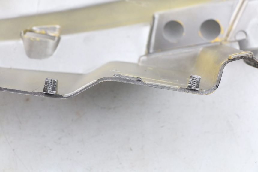 photo de FLANC ARRIERE DROIT KYMCO AGILITY 4T 50 (2005 - 2018) - État de surface