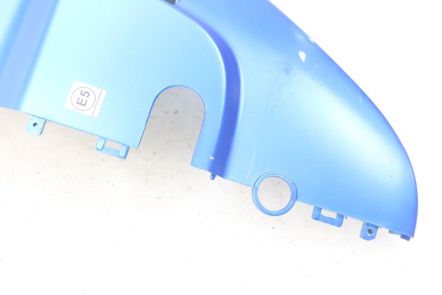 photo de FLANC ARRIERE DROIT KYMCO AGILITY 4T 50 (2018 - 2022) - Vue rapprochée