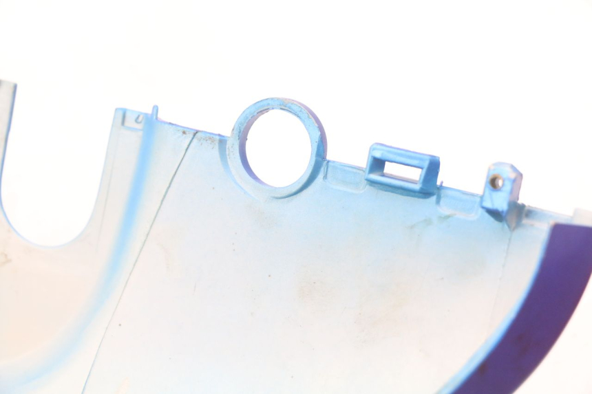 photo de FLANC ARRIERE DROIT KYMCO AGILITY 4T 50 (2018 - 2022) - Gros plan technique