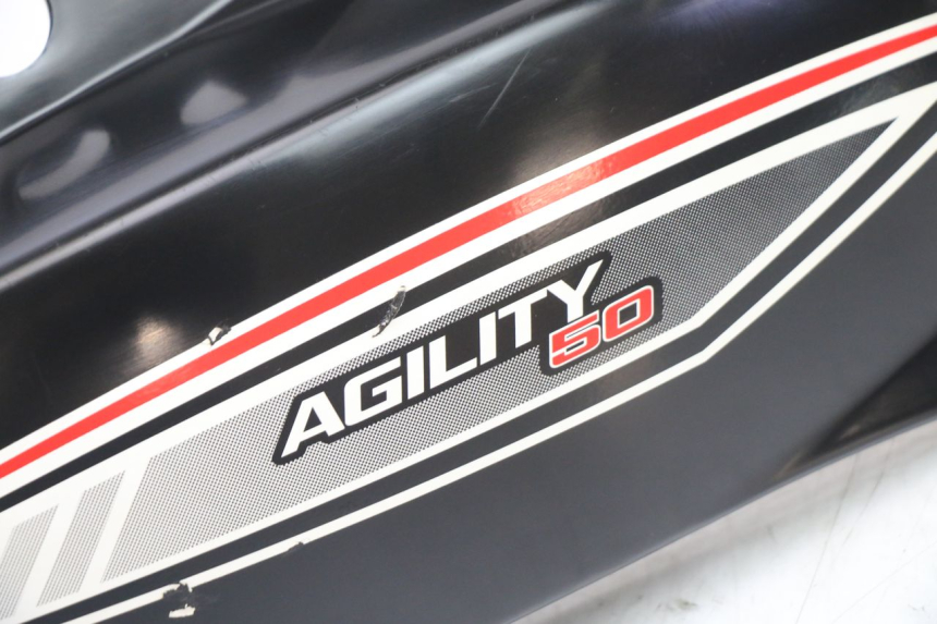 photo de FLANC ARRIERE DROIT KYMCO AGILITY 4T 50 (2005 - 2018) - Autre angle de vue
