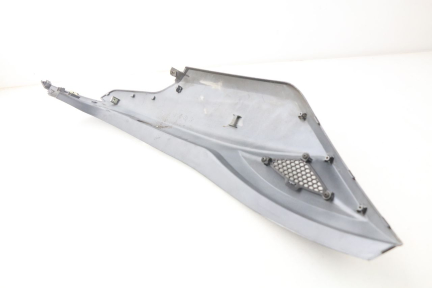 photo de FLANC ARRIERE DROIT KYMCO AGILITY CITY 2T 50 (2008 - 2016) - Gros plan technique