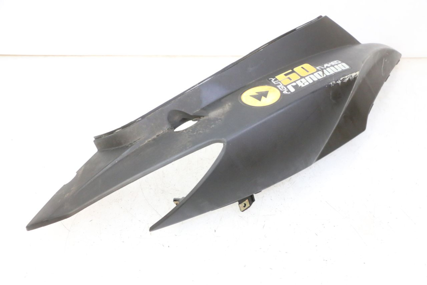 photo de FLANC ARRIERE DROIT KYMCO AGILITY NAKED RENOUVO 2T 50 (2011 - 2018) - Gros plan technique