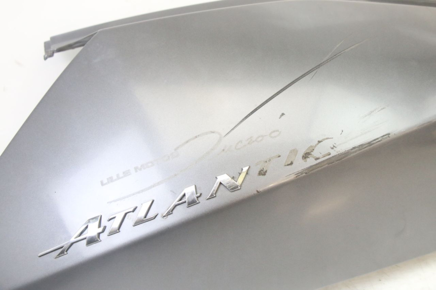 photo de FLANC ARRIERE DROIT APRILIA ATLANTIC 125 (2003 - 2009) - Autre angle de vue