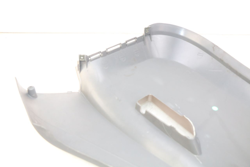 photo de FLANC ARRIERE DROIT ECCITY ARTELEC 670 1 (2013 - 2017) - Gros plan technique