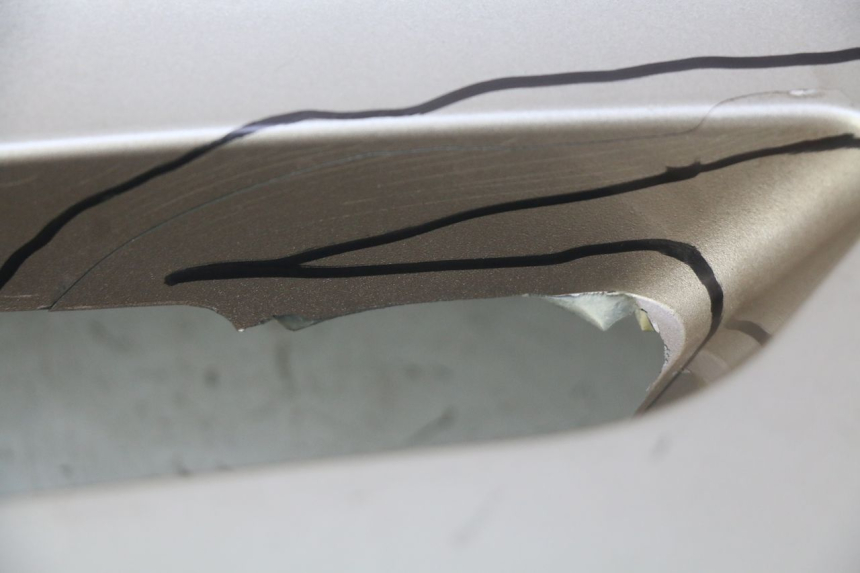 photo de FLANC ARRIERE DROIT ECCITY ARTELEC 670 1 (2013 - 2017) - État de surface