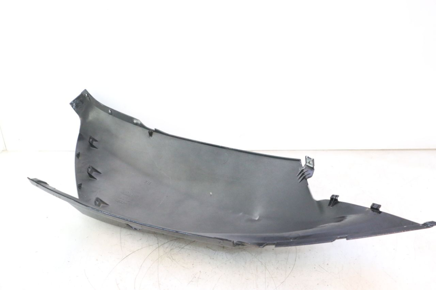 photo de FLANC ARRIERE DROIT APRILIA ATLANTIC S 125 (2010 - 2013) - Photo complémentaire
