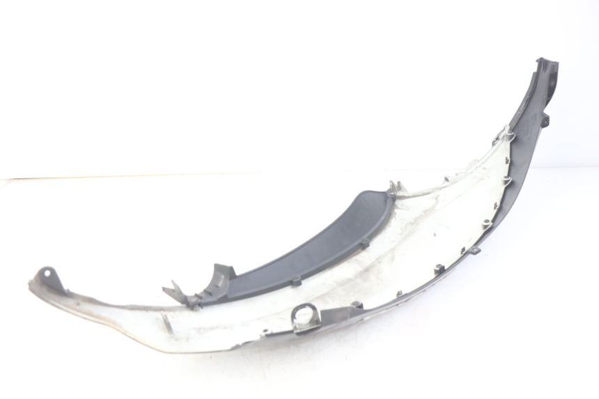 photo de FLANC ARRIERE DROIT PIAGGIO BEVERLY 125 (2010 - 2015) - Zoom état d’usage