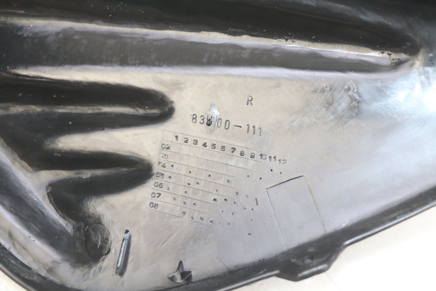 photo de FLANC ARRIERE DROIT MBK BOOSTER NEXT GENERATION 50 (1995 - 1998) - Zoom état d’usage