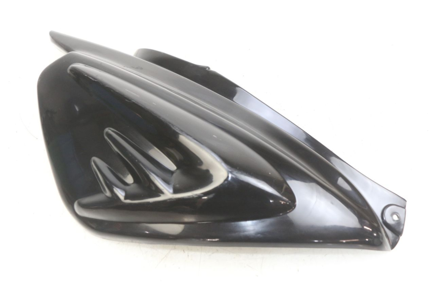 photo de FLANC ARRIERE DROIT MBK BOOSTER NEXT GENERATION 50 (1995 - 1998) - Points de fixation