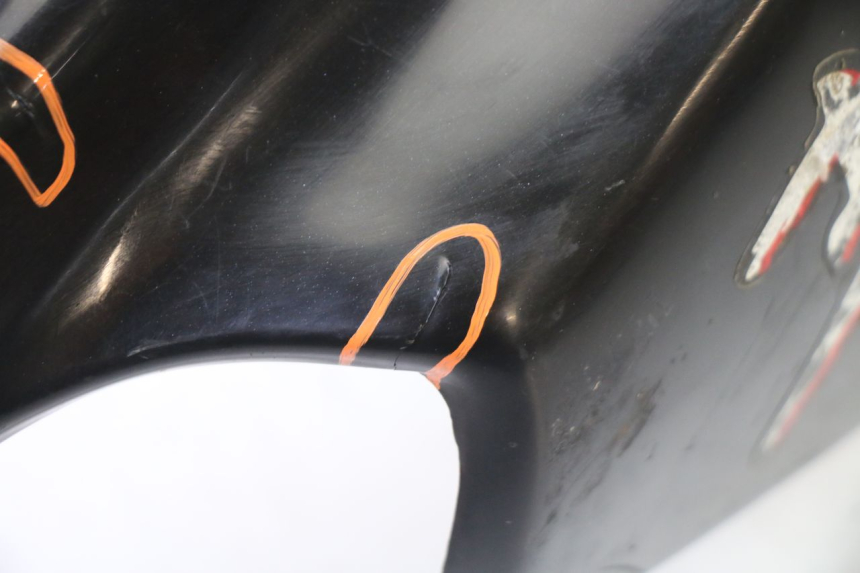 photo de FLANC ARRIERE DROIT MBK BOOSTER NEXT GENERATION 50 (1995 - 1998) - Points de fixation