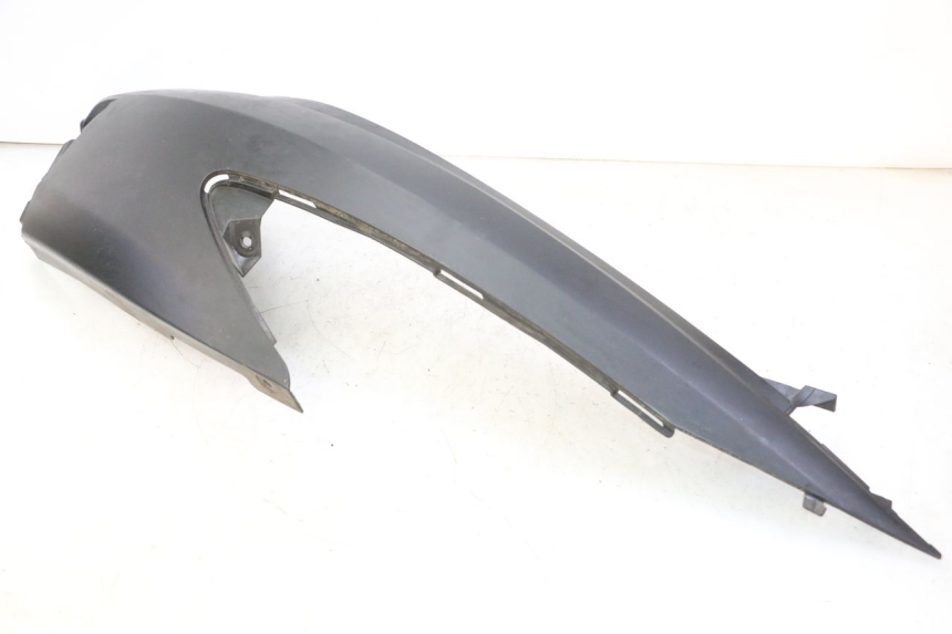 photo de FLANC ARRIERE DROIT SUZUKI BURGMAN 125 (2007 - 2014) - Marquages et références