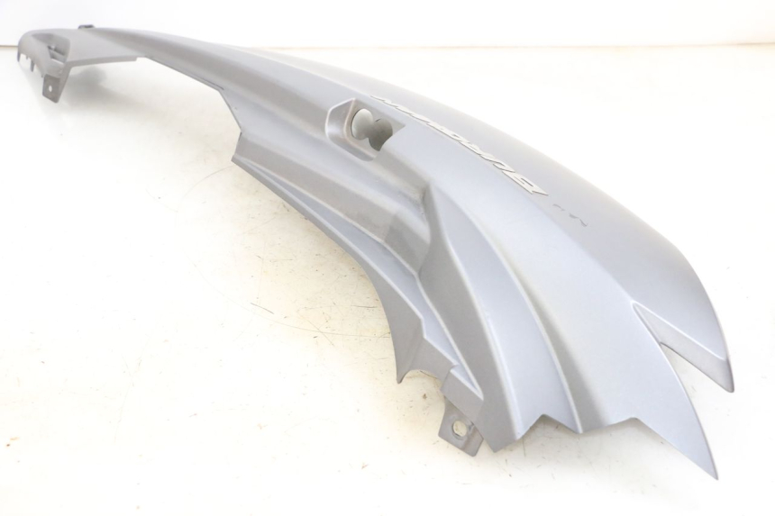 photo de FLANC ARRIERE DROIT SUZUKI BURGMAN 650 (2013 - 2020) - Points de fixation