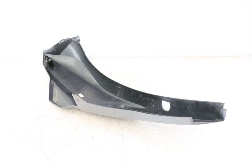 photo de FLANC ARRIERE DROIT BMW C SPORT 650 (2015 - 2021) - Gros plan technique