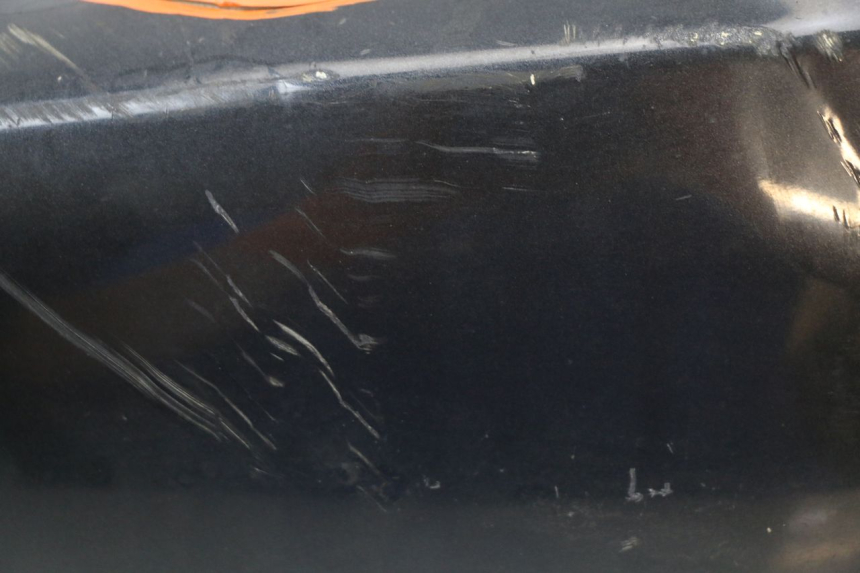 photo de FLANC ARRIERE DROIT BMW C1 125 (2000 - 2003) - État de surface