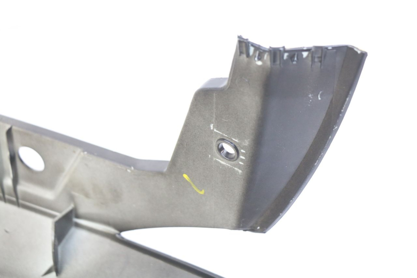 photo de FLANC ARRIERE DROIT PEUGEOT CITYSTAR 2T 50 (2018 - 2021) - Gros plan technique