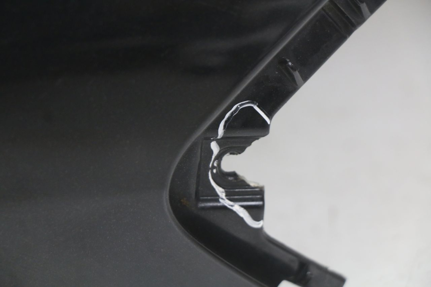 photo de FLANC ARRIERE DROIT PEUGEOT CITYSTAR 125 (2011 - 2017) - Marquages et références