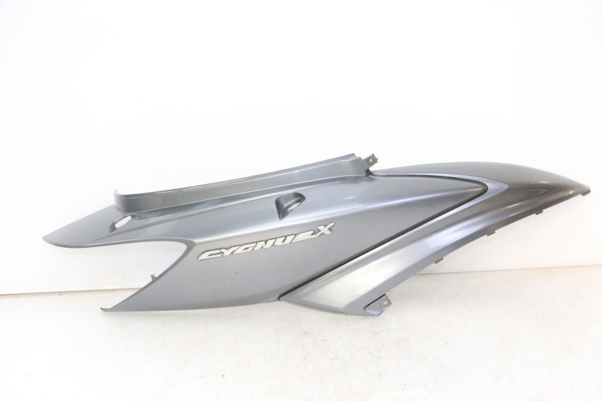 photo de FLANC ARRIERE DROIT YAMAHA CYGNUS X INJECTION 125 (2007 - 2013) - Vue principale