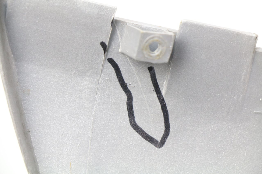 photo de FLANC ARRIERE DROIT SYM DD 50 (2005 - 2011) - Points de fixation