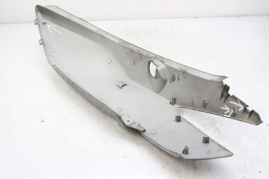 photo de FLANC ARRIERE DROIT KYMCO DINK STREET 125 (2009 - 2014) - Marquages et références