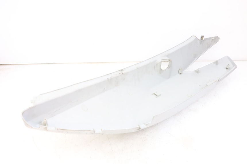 photo de FLANC ARRIERE DROIT KYMCO DINK STREET 125 (2009 - 2014) - Détail de la pièce