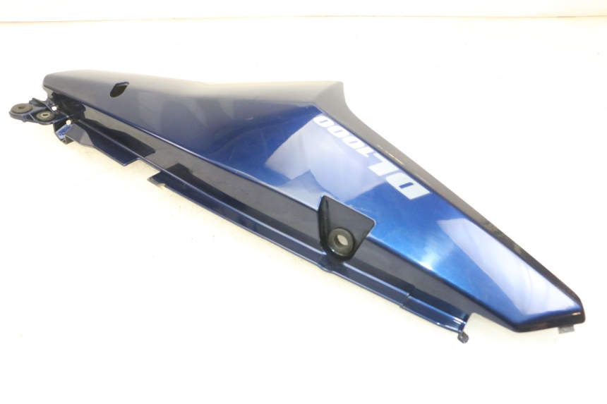 photo de FLANC ARRIERE DROIT SUZUKI DL V STROM 1000 (2002 - 2007) - Gros plan technique
