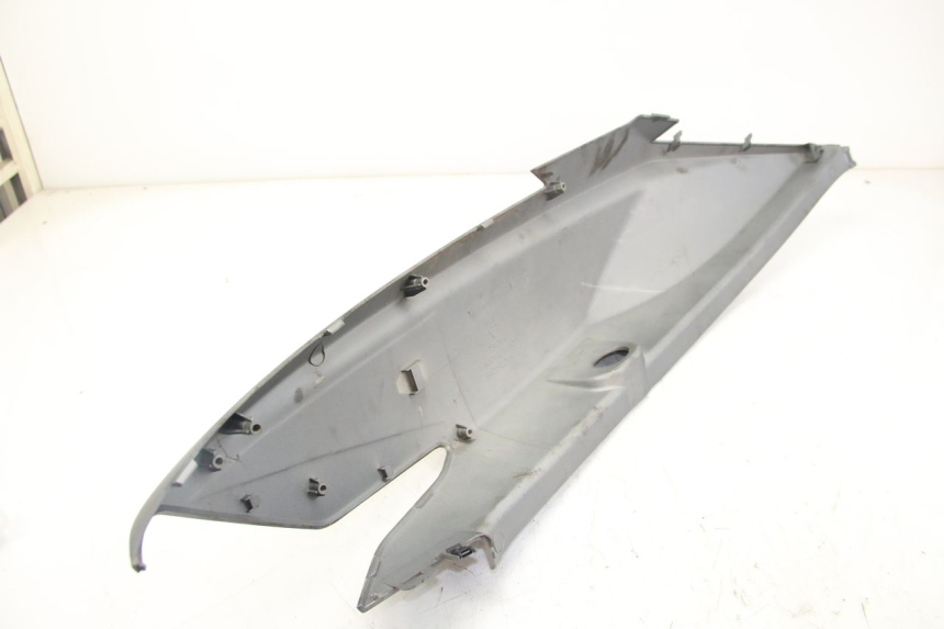 photo de FLANC ARRIERE DROIT KYMCO DOWNTOWN ABS 125 (2015 - 2017) - Vue d’ensemble