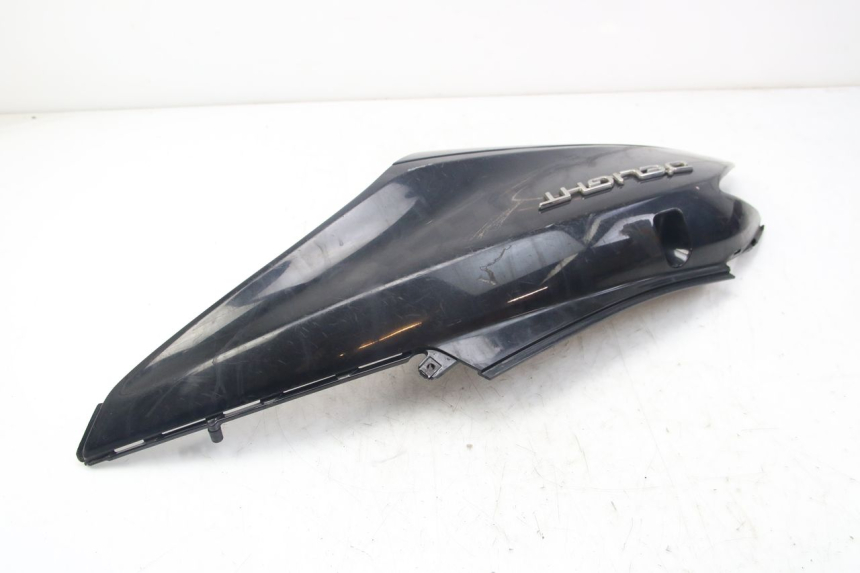 photo de FLANC ARRIERE DROIT YAMAHA D'ELIGHT DELIGHT 125 (2017 - 2020) - État de surface