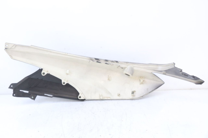 photo de FLANC ARRIERE DROIT JM MOTORS EVOLIS 4T 50 (2018 - 2022) - Détail de la pièce