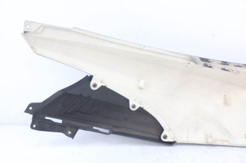 photo de FLANC ARRIERE DROIT JM MOTORS EVOLIS 4T 50 (2018 - 2022) - Vue d’ensemble