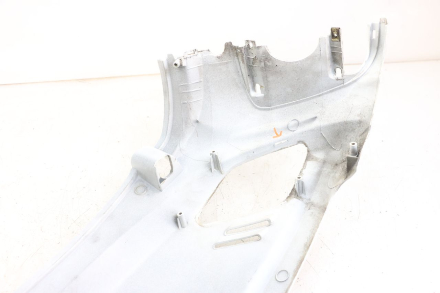 photo de FLANC ARRIERE DROIT SYM FIDDLE 2 50 (2008 - 2013) - Points de fixation