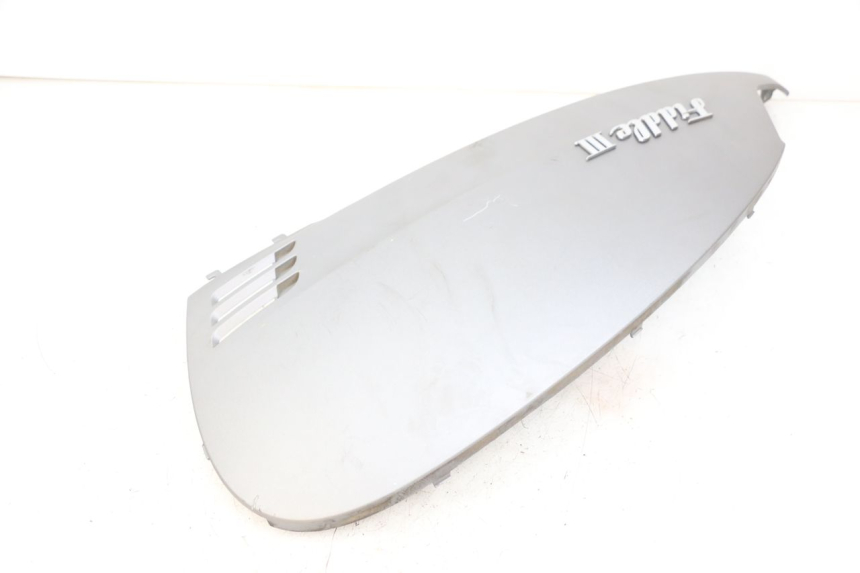 photo de FLANC ARRIERE DROIT SYM FIDDLE 3 III 125 (2014 - 2020) - Gros plan technique