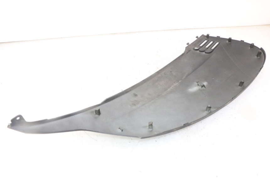 photo de FLANC ARRIERE DROIT SYM FIDDLE 3 III 50 (2014 - 2020) - Gros plan technique