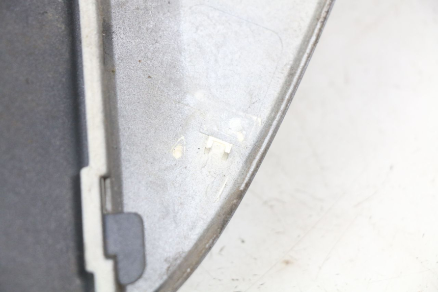 photo de FLANC ARRIERE DROIT HONDA FJS SILVERWING SILVER WING 400 (2009 - 2016) - Détail de la pièce