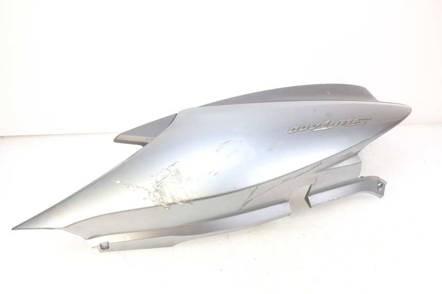 photo de FLANC ARRIERE DROIT HONDA FJS SILVERWING SILVER WING 400 (2009 - 2016) - Zoom composants