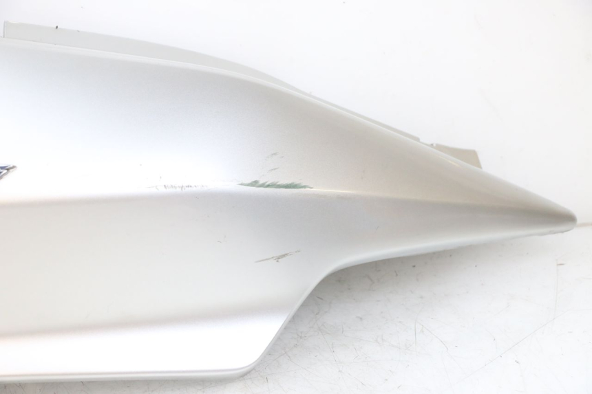 photo de FLANC ARRIERE DROIT HONDA FJS SILVERWING SILVER WING 600 (2001 - 2010) - Détails caractéristiques