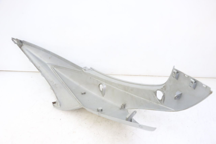 photo de FLANC ARRIERE DROIT MBK FLAME X 125 (2007 - 2016) - État de surface