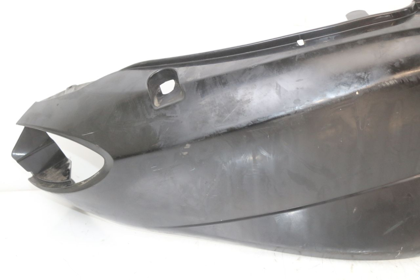 photo de FLANC ARRIERE DROIT PIAGGIO FLY 2T 50 (2004 - 2017) - Détail de la pièce