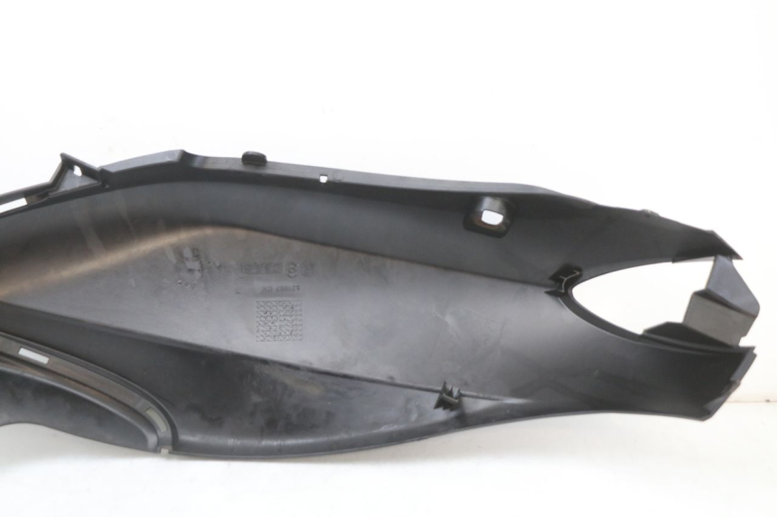 photo de FLANC ARRIERE DROIT PIAGGIO FLY 2T 50 (2004 - 2017) - État de surface