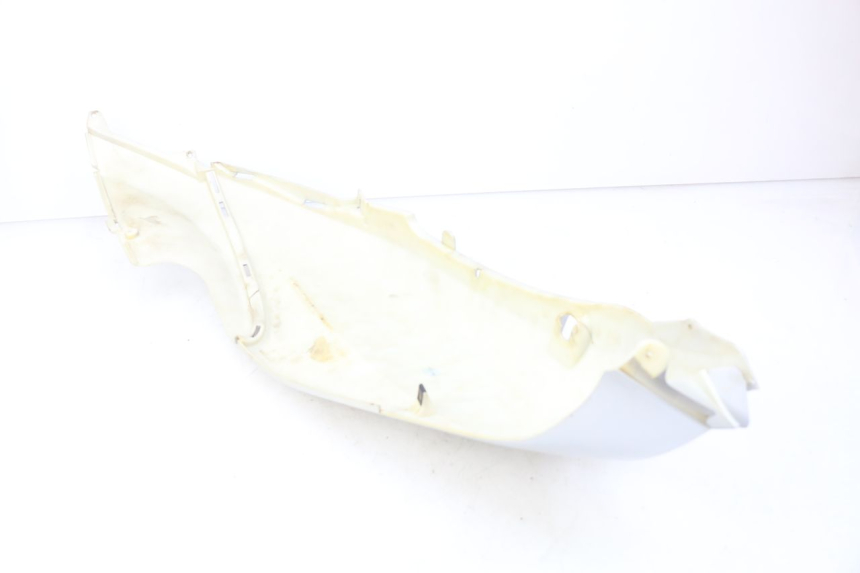 photo de FLANC ARRIERE DROIT PIAGGIO FLY 100 (2006 - 2010) - Autre angle de vue