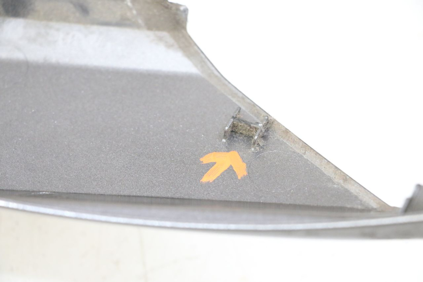 photo de FLANC ARRIERE DROIT HONDA FORZA ABS 300 (2013 - 2017) - Détail de la pièce